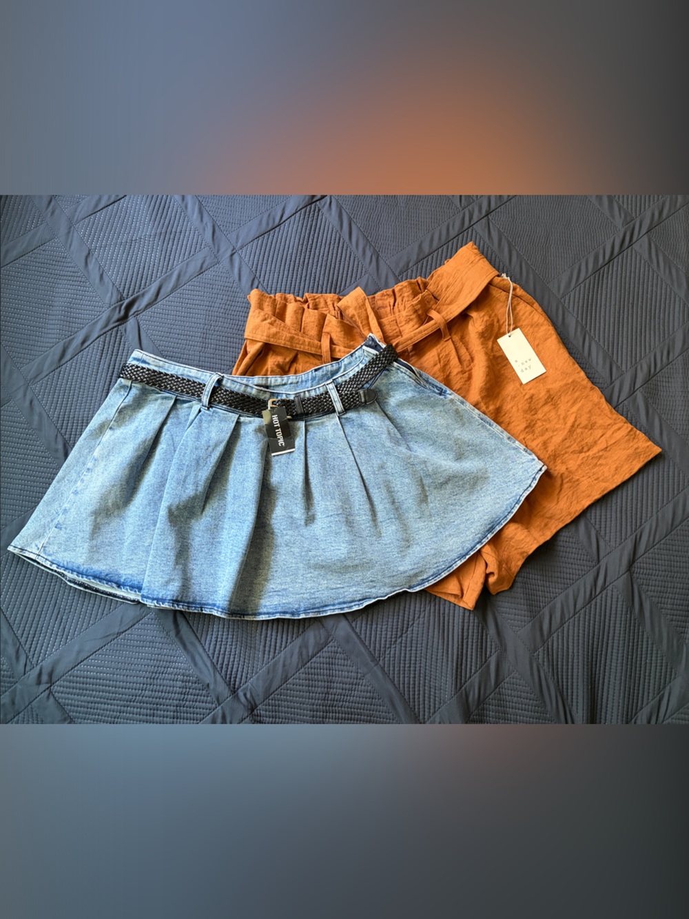 Women’s Shorts Lot XL XXL Hot Topic Denim & A New Day Linen NWT Belted 2 Pc